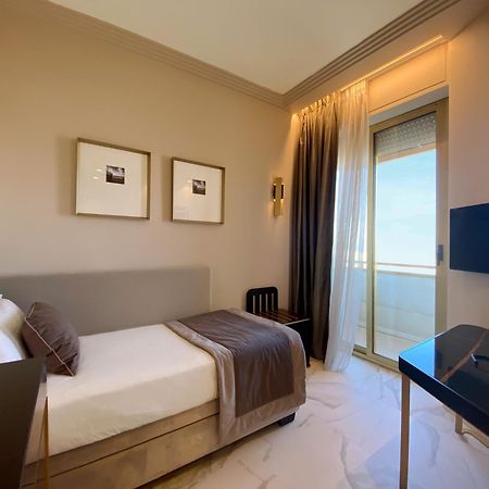 Hotel Ambasciatori Rimini Camera foto