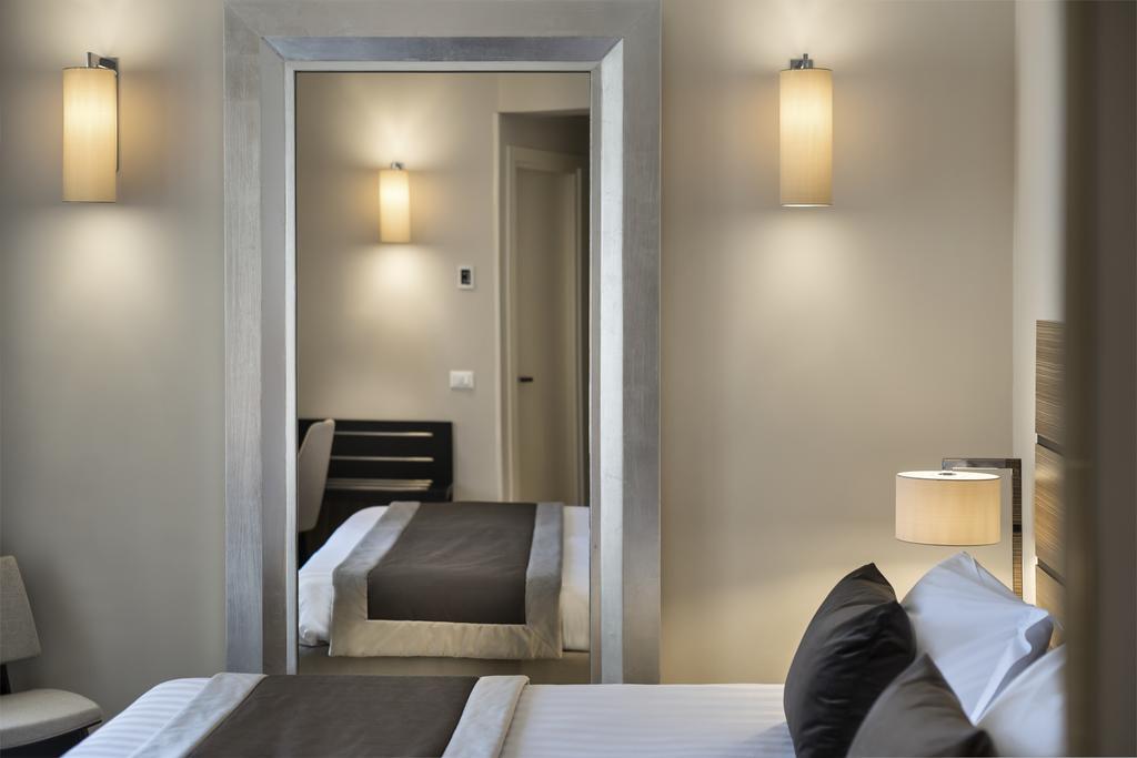 Hotel Ambasciatori Rimini Esterno foto